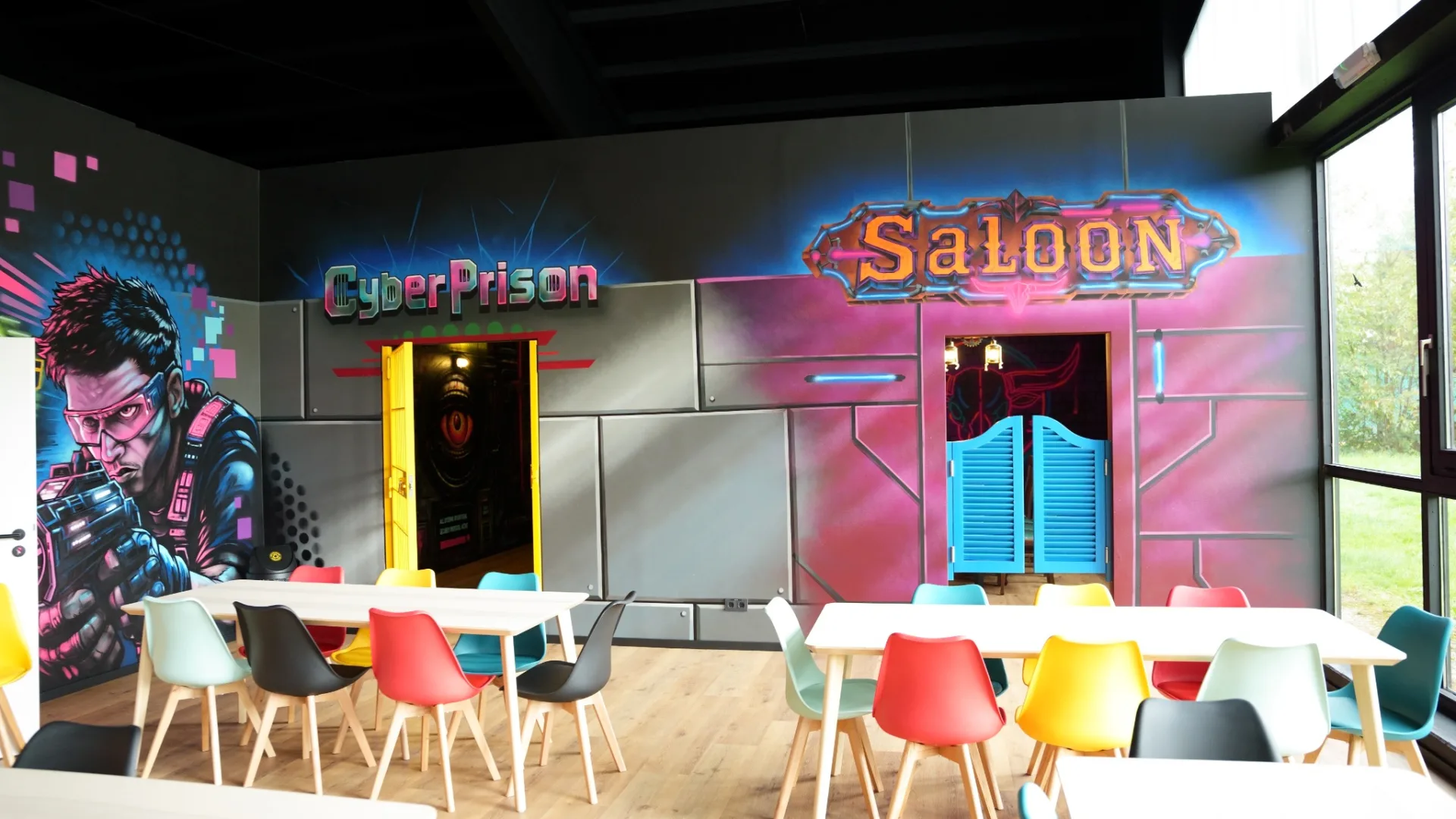 Kindergeburtstag bei Advangers Buchholz, Partyraum mit Action-Welten